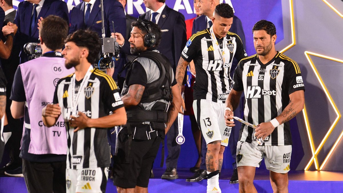 Arana, Hulk e Biel lamentam vice do Atlético na Sul-Americana - (foto: DANIEL DUARTE / AFP)