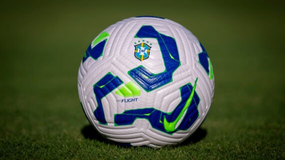 Bola da Série A do Campeonato Brasileiro (foto: Jo Marcone/CBF)