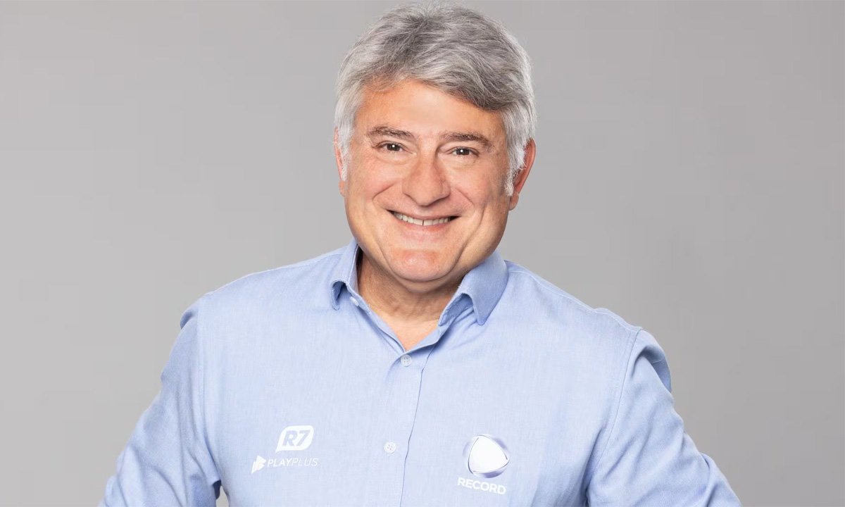 Cléber Machado, narrador da Record (foto: Divulgação)