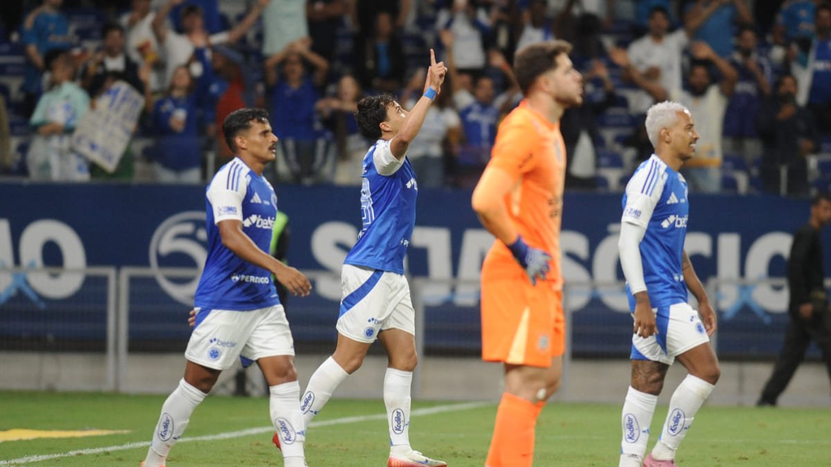 Kaio Jorge, atacante do Cruzeiro, celebrando gol marcado sobre o Corinthians (foto: Alexandre Guzanhe/EM/D.A. Press)