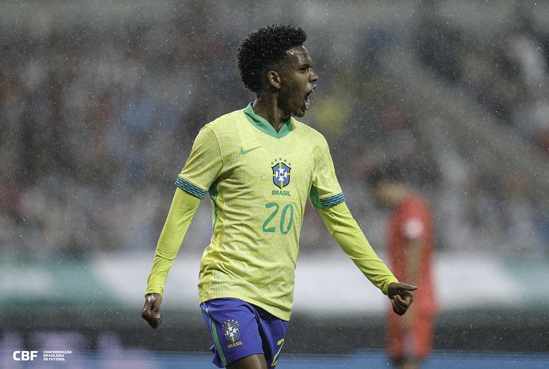 Estêvão pela Seleção Brasileira (foto: Rafael Ribeiro/CBF)