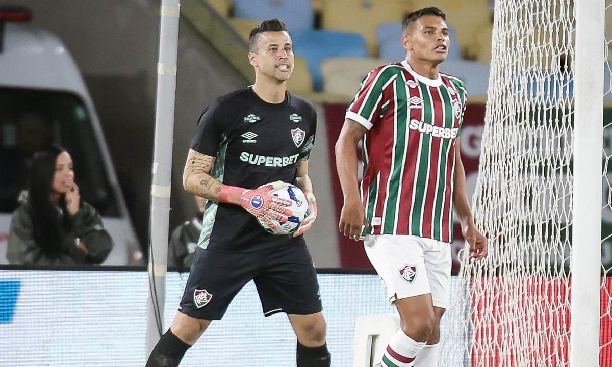 Fábio e Thiago Silva, goleiro e zagueiro do Fluminense (foto: MARCELO GONÇALVES / FLUMINENSE F.C.)