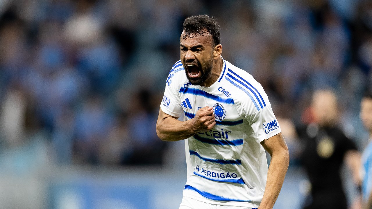 Fabrício Bruno comemorando gol pelo Cruzeiro (foto: Lucas Bubols/Cruzeiro)