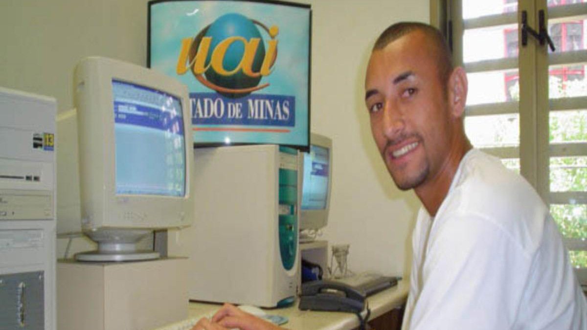 Gomes em visita à redação do Estado de Minas em 2004 - (foto: Arquivo/Estado de Minas)