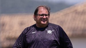 Guto Ferreira, técnico do Remo, ainda sonha com acesso - Crédito: 