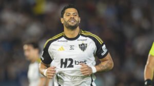 Hulk em ação pelo Atlético contra o Bragantino - Crédito: 