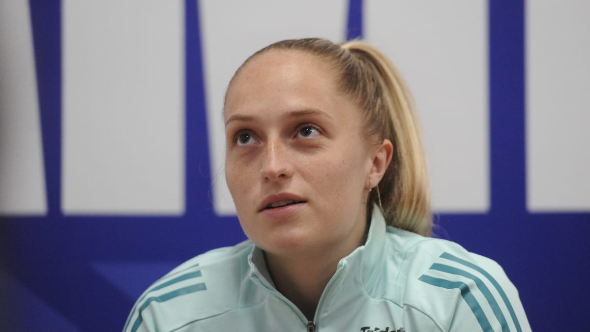 Isa Haas, zagueira do Cruzeiro, em entrevista ao No Ataque (foto: Alexandre Guzanshe/EM/D.A Press)