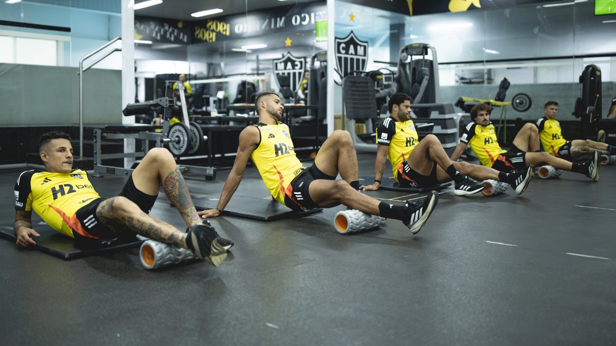 Jogadores do Atlético durante atividade na Cidade do Galo (foto: Pedro Souza/Atlético)