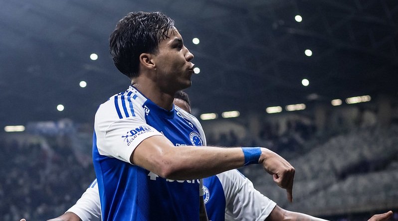 Kaio Jorge comemora gol do Cruzeiro imitando Cristiano Ronaldo - (foto: Gustavo Aleixo/Cruzeiro)