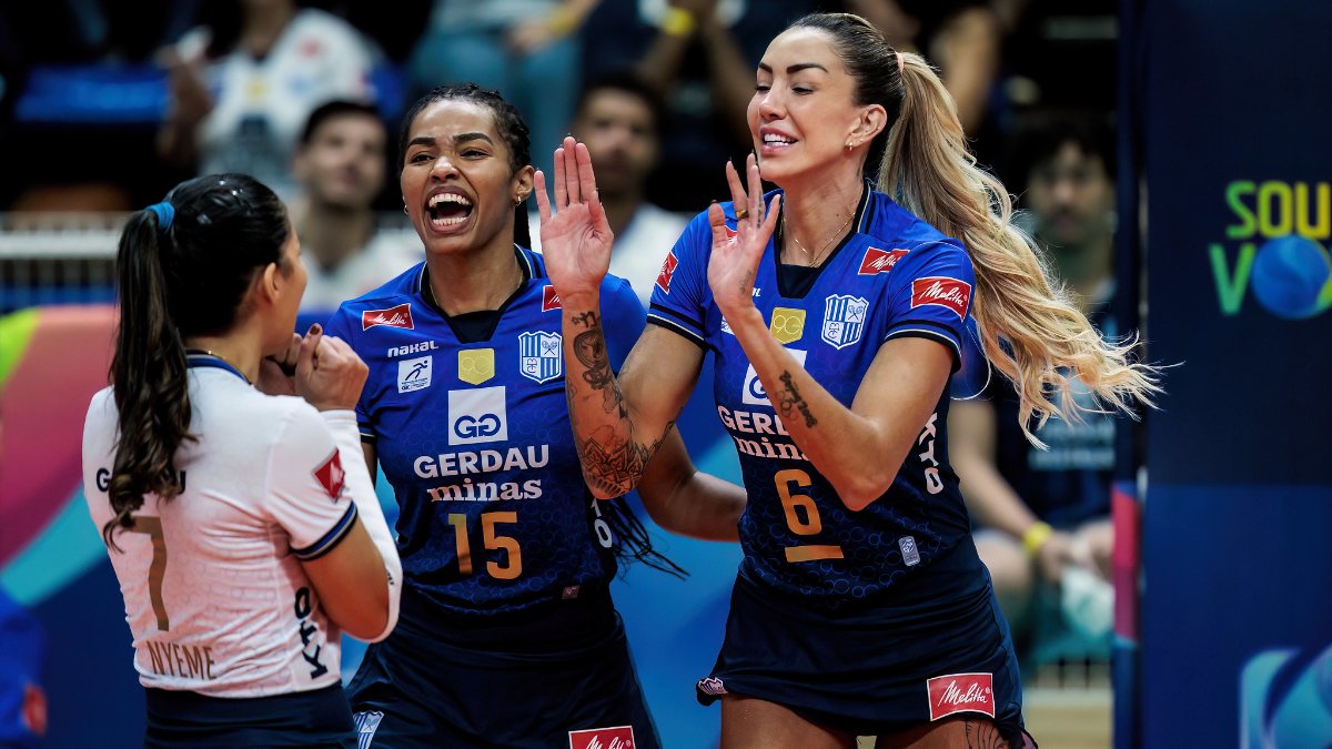 Minas comemora ponto na Superliga de Vôlei (foto: Hedgard Moraes/MTC)