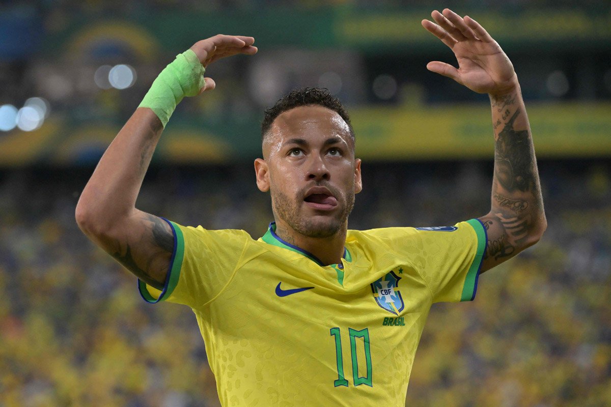 Neymar comemora gol pelo Brasil na Copa do Mundo de 2022 (foto: NELSON ALMEIDA/AFP)