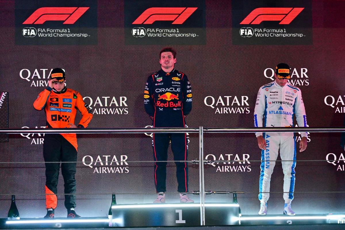 Pódio do GP do Catar - (foto: Andrej ISAKOVIC / AFP)