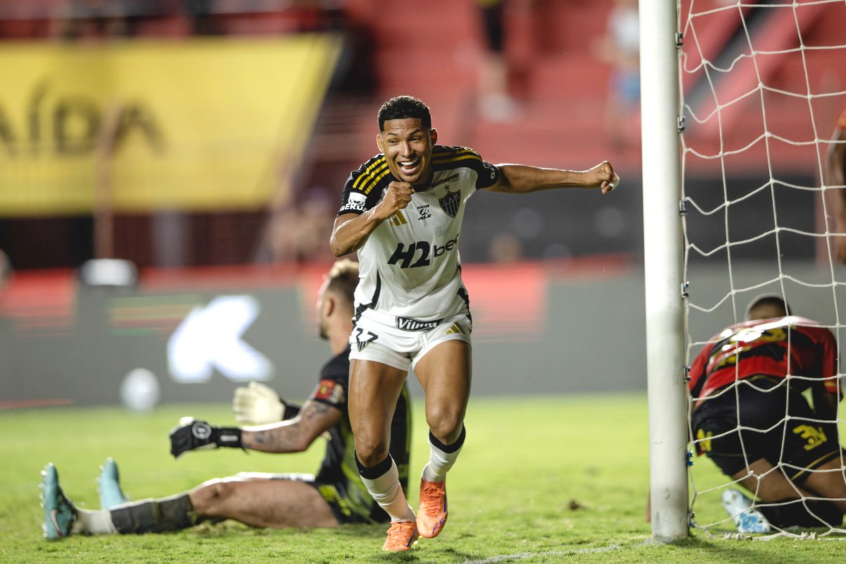 Rony comemora gol pelo Atlético diante do Sport (foto: Pedro Souza/Atlético)