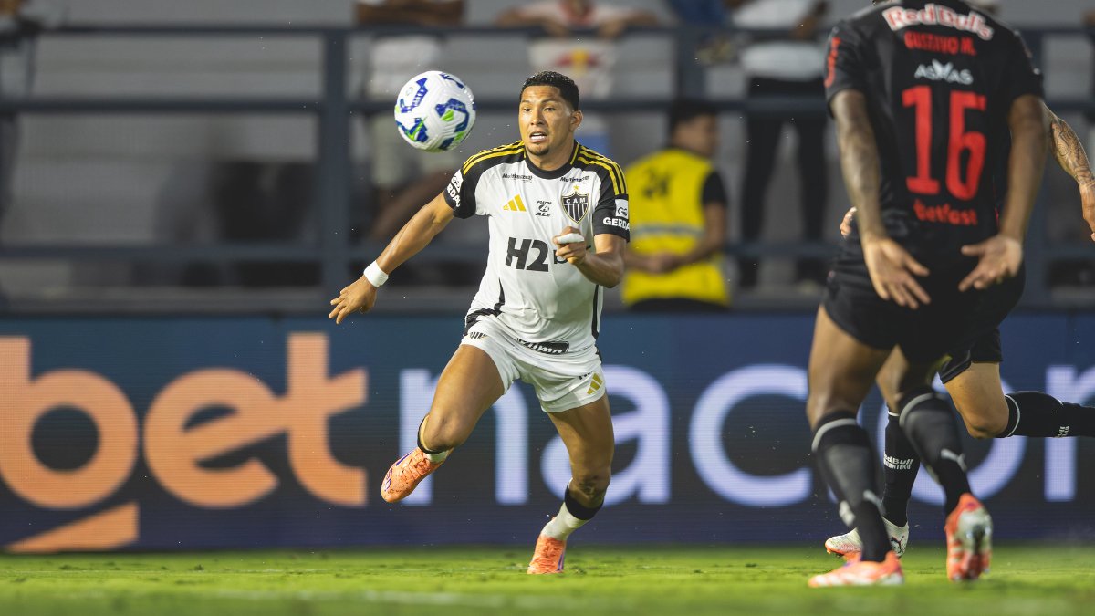 Rony em ação pelo Atlético contra o Bragantino (foto: Pedro Souza / Atlético)