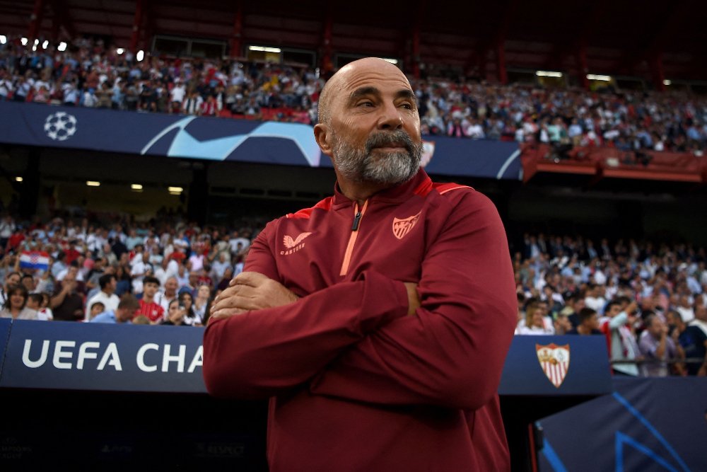 Sampaoli durante passagem pelo Sevilla, da Espanha (foto: JORGE GUERRERO / AFP)