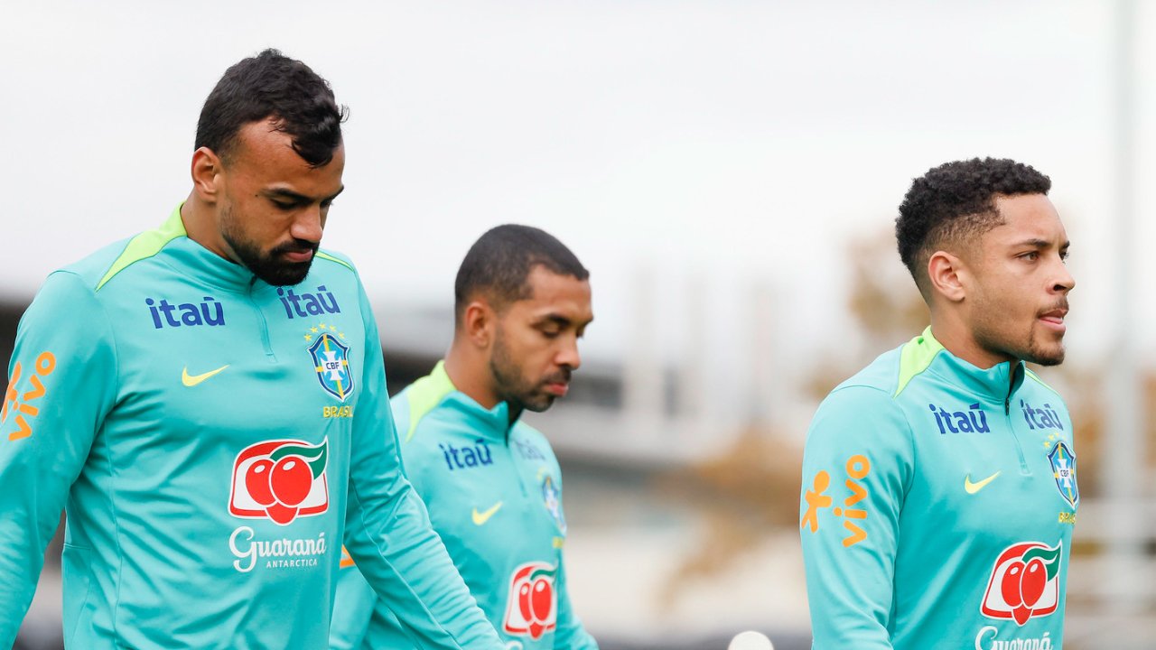Fabrício Bruno e Vitor Roque na Seleção Brasileira (foto: Rafael Ribeiro/CBF)
