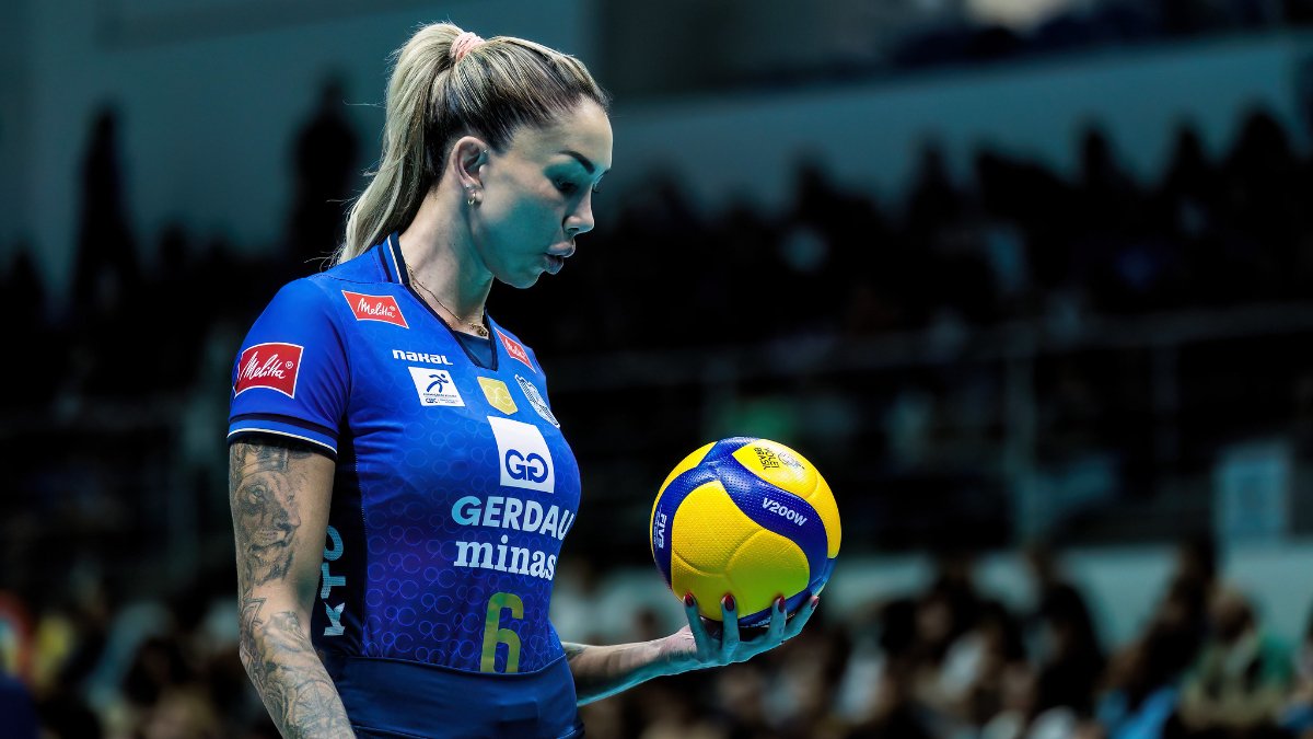 Thaisa em ação pelo Minas na Superliga Feminina de Vôlei (foto: Hedgard Moraes/MTC)
