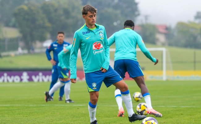 Tiaguinho, meio-campista da Seleção Brasileira (foto: Nelson Terme / CBF)