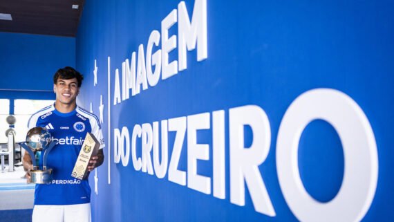Kaio Jorge recebeu prêmios por seu desempenho no Brasileirão (foto: Gustavo Aleixo/Cruzeiro)