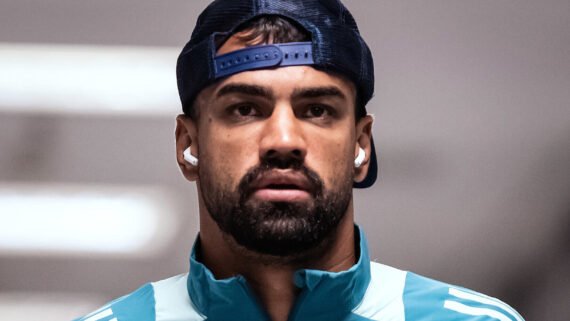 Fabrício Bruno antes de jogo do Cruzeiro (foto: Gustavo Aleixo/Cruzeiro)