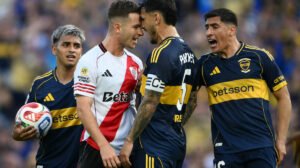 Clássico entre Boca Juniors e River Plate, na Bombonera, em novembro deste ano - Crédito: 