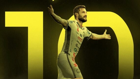 Operário-PR anuncia renovação com Boschillia (foto: Enzo Binotto/AFP)