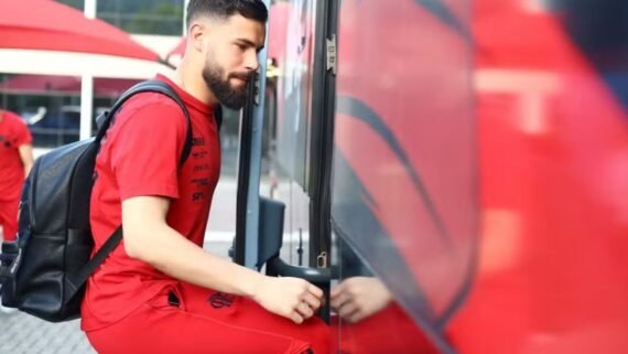 Matheus Cunha Flamengo (foto: Gilvan de Souza / CRF)