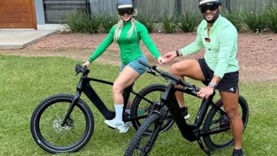 Camila Ângelo / Hulk (foto: Reprodução)