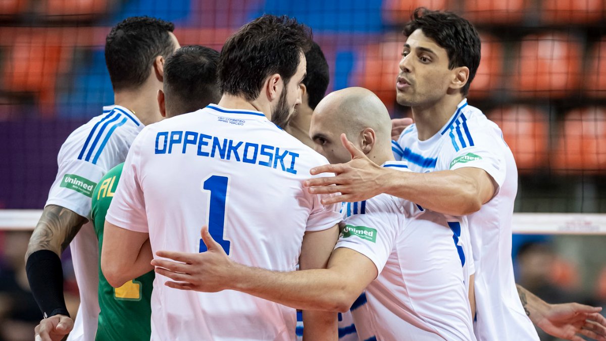 Time masculino do Cruzeiro no Mundial de Clubes de Vôlei (foto: Agência i7/ Cruzeiro)