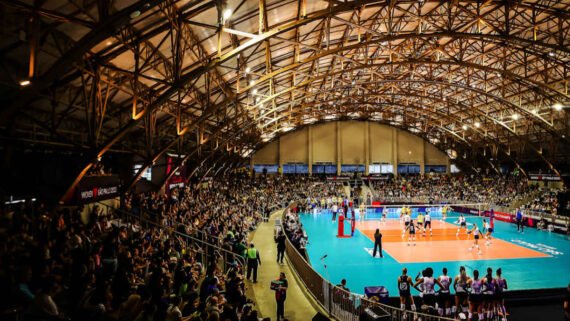 Ginásio do Pacaembu é sede do Mundial de Clubes Feminino de Vôlei de 2025 em São Paulo (foto: Divulgação/FIVB)
