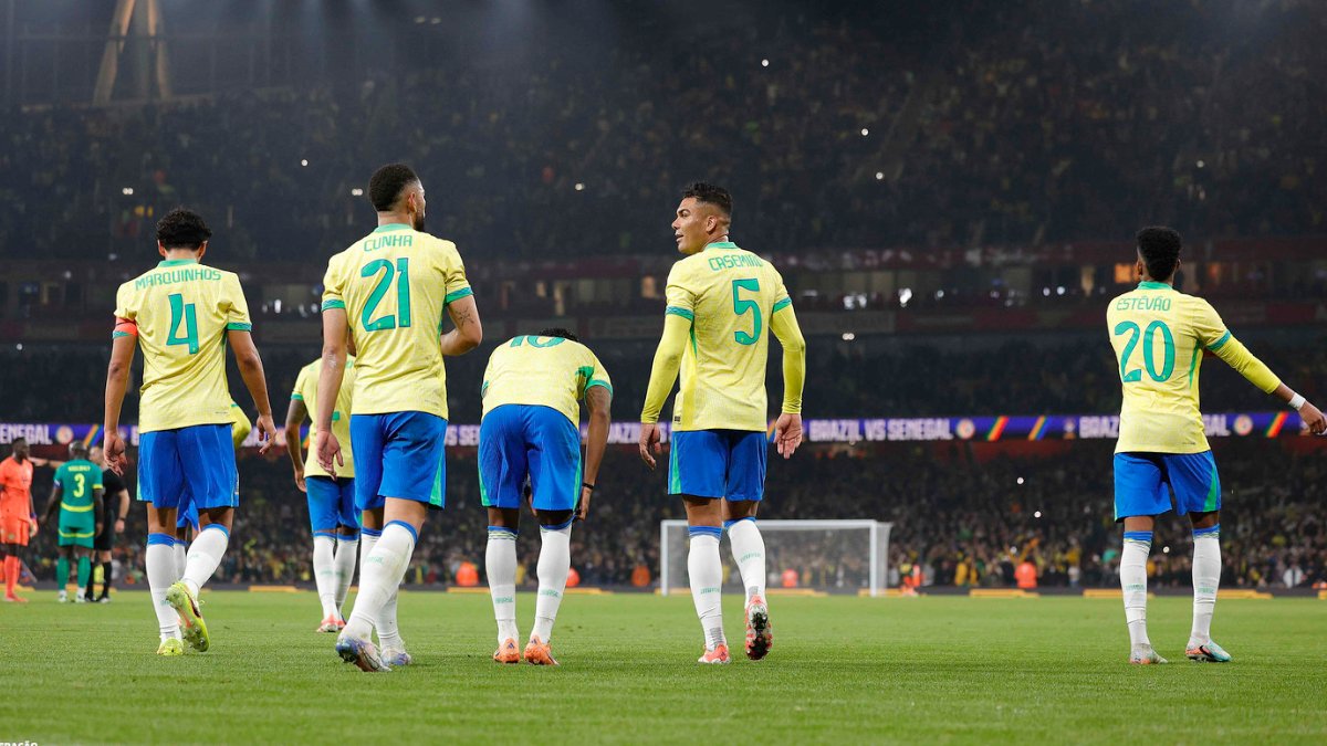 Jogadores da Seleção Brasileira em amistoso diante de Senegal, em novembro de 2025 (foto: @rafaelribeirorio / CBF)