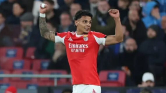 Richard Ríos brilhou na vitória do Benfica sobre o Napoli (foto: Patrícia de Melo Moreira/AFP)