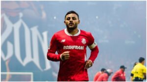 Alexis Vega durante partida  - Crédito: 