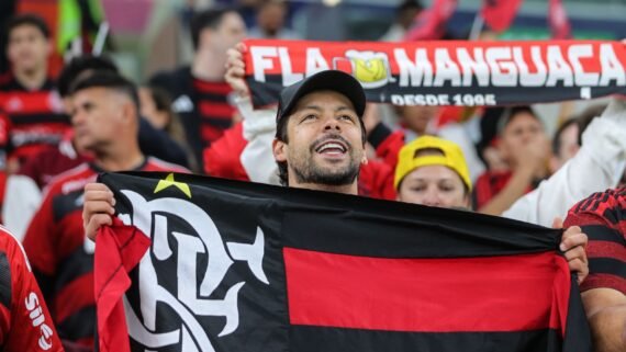 Torcedor do Flamengo na Copa Intercontinental (foto: Karim Jaafar/AFP)