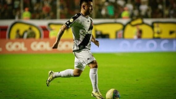 Jean David não conseguiu corresponder às expectativas de boas performances no Vasco (foto: Fotos: Dikran Sahagian/Vasco)