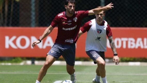 São Paulo realiza o penúltimo treino da temporada (foto: Foto: Rubens Chiri / São Paulo FC)
