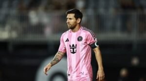 Messi exalta Guardiola e fala sobre o desafio de repetir título da Copa do Mundo - Crédito: 