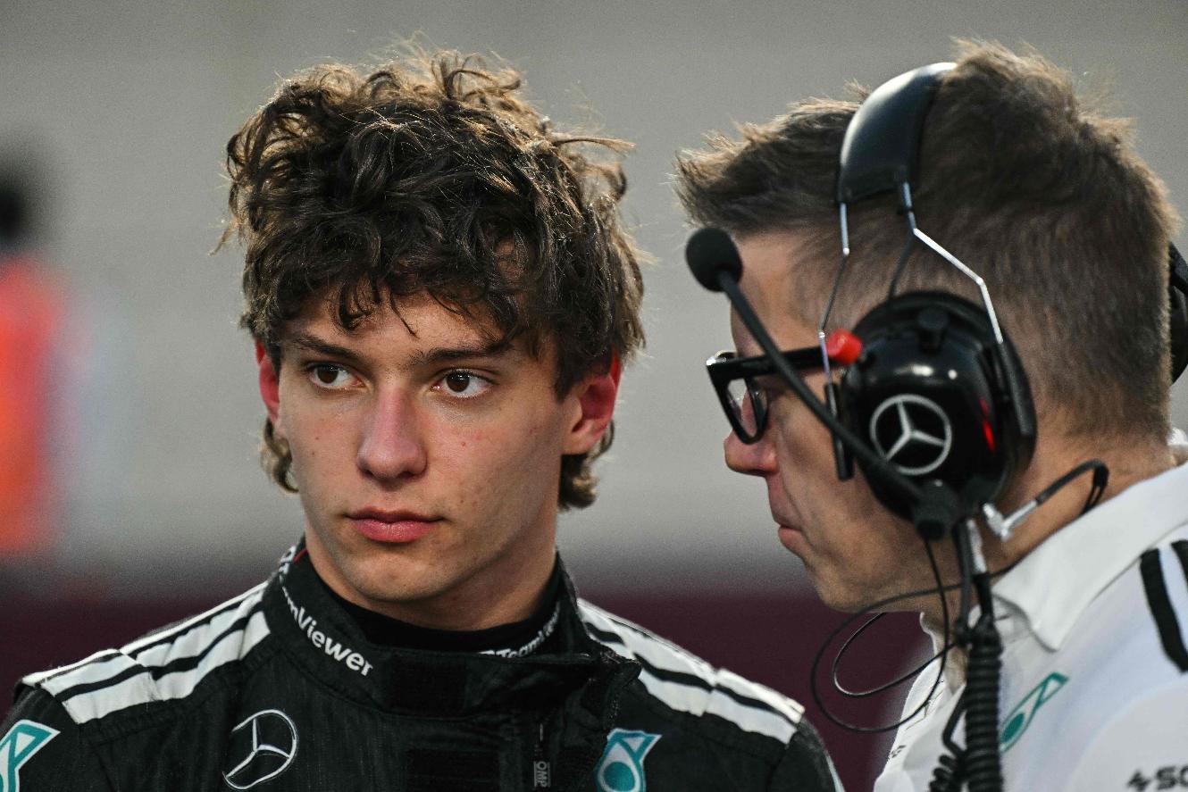 Kimi Antonelli, piloto da Mercedes (foto: Andrej ISAKOVIC / AFP)