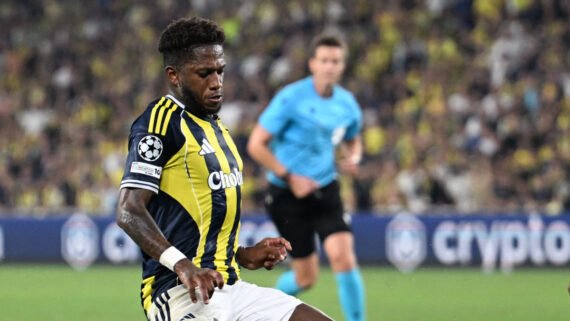 Volante Fred atuou na base do Atlético e tem o desejo de vestir a camisa alvinegra (foto: Ozan Kose/AFP)