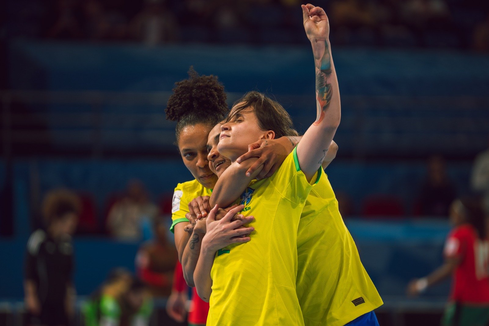 Seleção Brasileira comemorando gol na conquista do título da Copa do Mundo de Futsal Feminino (foto: Fabio Souza/CBF)