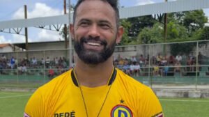 Goleiro Bruno em partida em Esmeraldas (foto: Reprodução)