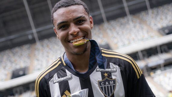 Cauã Soares, atacante sub-17 do Atlético (foto: Rafael Leandro / Atlético)