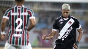 Cauan Barros é titular do Vasco - Crédito: 