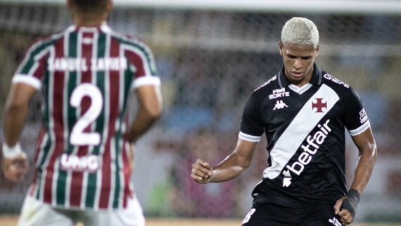 Cauan Barros é titular do Vasco (foto: Matheus Lima/Vasco)