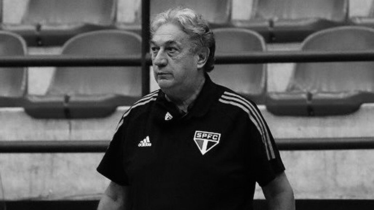 Cláudio Mortari durante partida do São Paulo (foto: Divulgação/São Paulo)