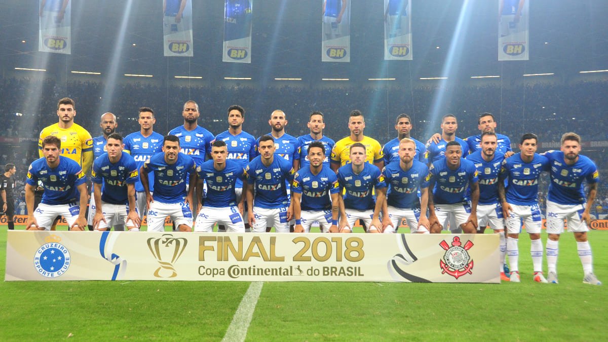 Time do Cruzeiro campeão da Copa do Brasil de 2018 - Sassá estava suspenso das finais (foto: Ramon Lisboa/EM/D.A Press)