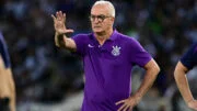 Dorival Júnior, técnico do Corinthians, na final da Copa do Brasil (foto: PABLO PORCIUNCULA/AFP)
