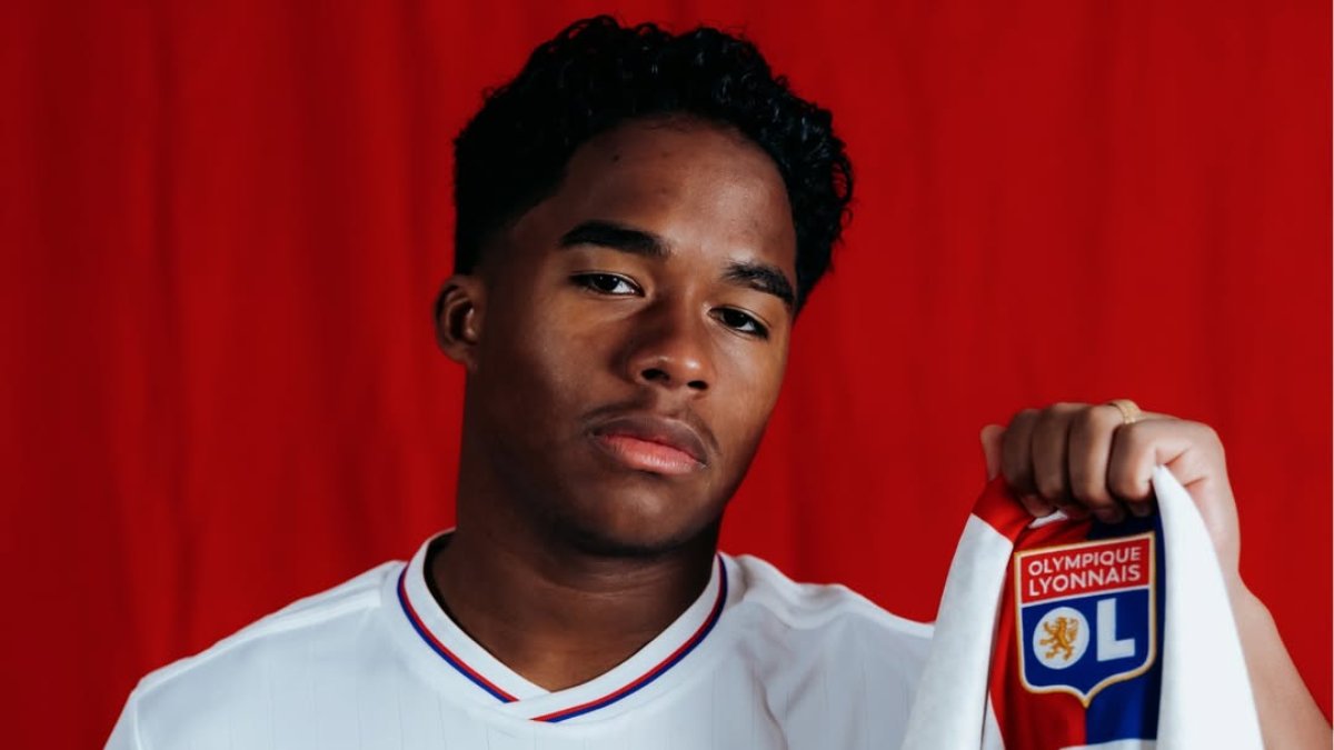 Endrick, cria do Palmeiras, foi emprestado pelo Real Madrid ao Lyon (foto: Divulgação/Lyon)