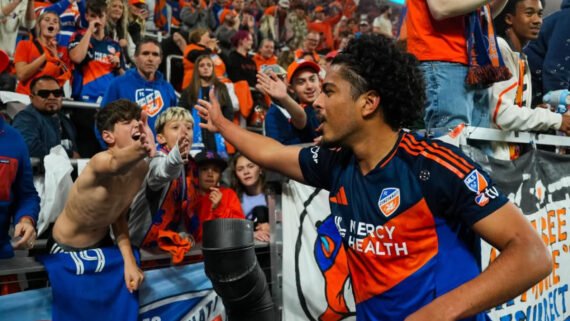 Ex-alvo do Atlético, Evander é querido pela torcida do FC Cincinatti, da MLS (foto: Divulgação/FC Cincinatti)