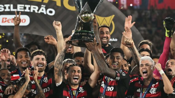 Flamengo foi campeão brasileiro (foto: Mauro PIMENTEL / AFP)
